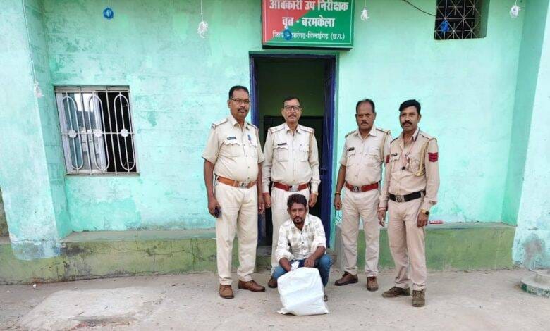 बरपाली में आबकारी विभाग की कार्रवाई: 14 लीटर अवैध शराब जब्त, आरोपी जेल भेजा गया….