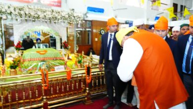 मुख्यमंत्री धामी ने रेसकोर्स गुरुद्वारा में सुने शबद कीर्तन