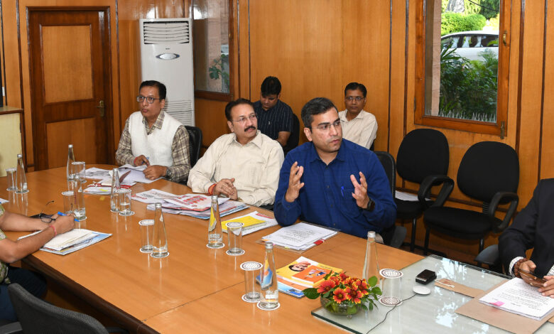 मुख्य सचिव की जनसम्पर्क सेवा के अधिकारियों के साथ वीसी, जनता को सूचना मिले, समय पर मिले, सही मिले और सरल भाषा में मिले – मुख्य सचिव मुख्य सचिव की जनसम्पर्क सेवा के अधिकारियों के साथ वीसी, जनता को सूचना मिले, समय पर मिले, सही मिले और सरल भाषा में मिले – मुख्य सचिव