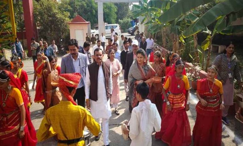 गौरव और आत्मसम्मान के प्रतीक हैं भगवान बिरसा मुंडा : राज्यमंत्री श्रीमती कृष्णा गौर