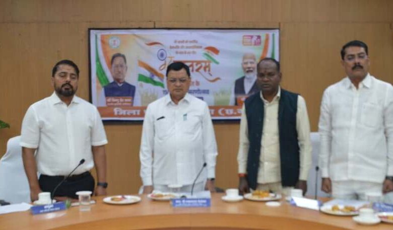 वंदे मातरम् के सामूहिक गायन ने जगाई राष्ट्रभाव की अनुभूति… वंदे मातरम् के सामूहिक गायन ने जगाई राष्ट्रभाव की अनुभूति…