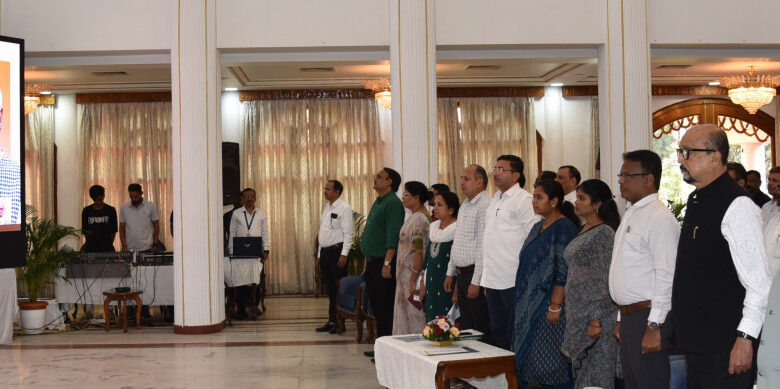 राजभवन में ‘वंदे मातरम्’ के 150 वर्ष पर सामूहिक गायन, प्रधानमंत्री के उद्बोधन का सीधा प्रसारण किया गया….