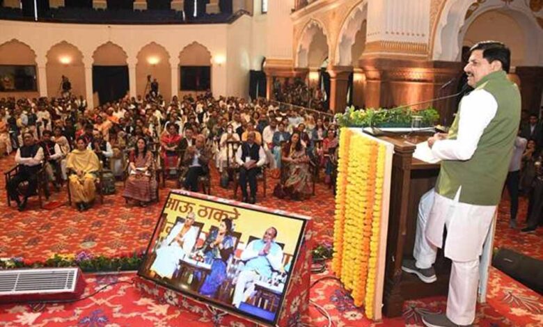 जनजातीय वर्ग हमारी संस्कृति की आत्मा, हम अपने जनजातीय जननायकों की सहज रहे हैं स्मृतियां : मुख्यमंत्री डॉ. यादव जनजातीय वर्ग हमारी संस्कृति की आत्मा, हम अपने जनजातीय जननायकों की सहज रहे हैं स्मृतियां : मुख्यमंत्री डॉ. यादव