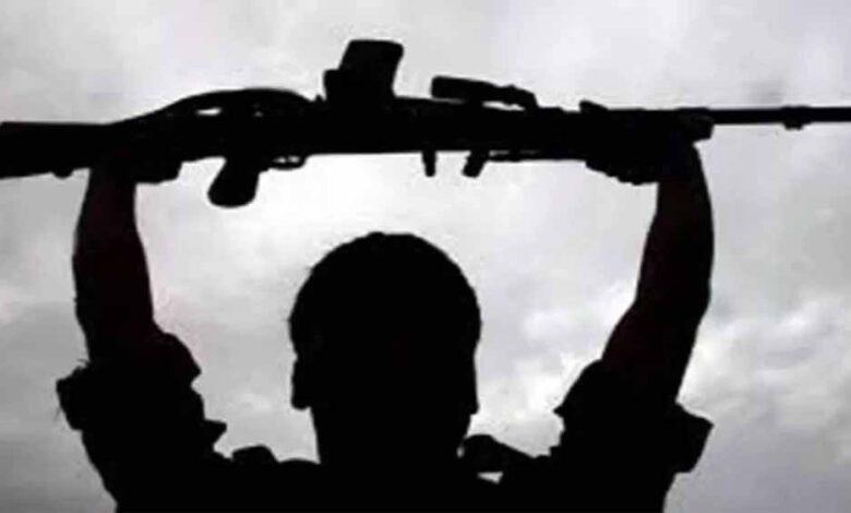 तेलंगाना में बड़ी सफलता: दो वरिष्ठ माओवादियों समेत 8 नक्सलियों ने किया सरेंडर