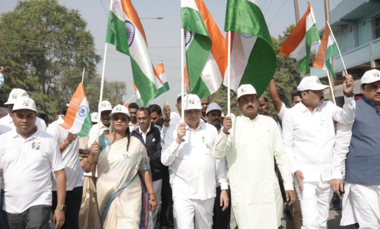 देश की एकता के प्रतीक लौह पुरुष सरदार वल्लभभाई पटेल की 150वीं जयंती पर कोरबा में ‘यूनिटी मार्च’ का भव्य आयोजन… देश की एकता के प्रतीक लौह पुरुष सरदार वल्लभभाई पटेल की 150वीं जयंती पर कोरबा में ‘यूनिटी मार्च’ का भव्य आयोजन…