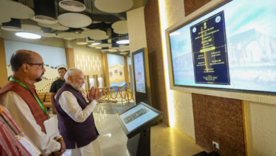 प्रधानमंत्री नरेंद्र मोदी ने शहीद वीर नारायण सिंह स्मारक सह जनजातीय स्वतंत्रता संग्राम सेनानी संग्रहालय का किया लोकार्पण….