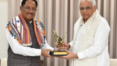 मुख्यमंत्री विष्णु देव साय ने गांधीनगर में गुजरात के मुख्यमंत्री भूपेंद्र पटेल से की सौजन्य भेंट…. मुख्यमंत्री विष्णु देव साय ने गांधीनगर में गुजरात के मुख्यमंत्री भूपेंद्र पटेल से की सौजन्य भेंट….