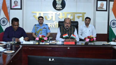 मानवीय संवेदना के साथ आकांक्षी क्षेत्रों में विकास कार्य करें – राज्यपाल रमेन डेका….