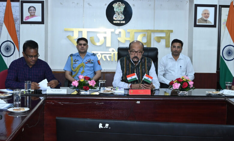 मानवीय संवेदना के साथ आकांक्षी क्षेत्रों में विकास कार्य करें – राज्यपाल रमेन डेका….