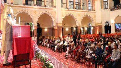 कर्म और परिश्रम से जो मिलता उसी में सच्चा आनंद : राज्यपाल पटेल