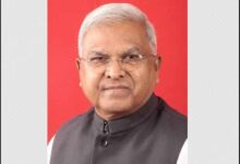 राज्यपाल मंगुभाई पटेल ने प्रो. आलोक चौबे को कुलगुरू नियुक्त किया