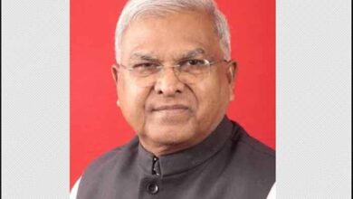 राज्यपाल मंगुभाई पटेल ने प्रो. आलोक चौबे को कुलगुरू नियुक्त किया