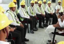 बुलेट ट्रेन परियोजना के श्रमवीरों ने पीएम मोदी से कहा— ना नाम चाहिए, ना इनाम, बस देश की तरक्की हमारा सम्मान बुलेट ट्रेन परियोजना के श्रमवीरों ने पीएम मोदी से कहा— ना नाम चाहिए, ना इनाम, बस देश की तरक्की हमारा सम्मान