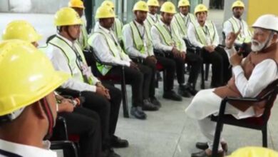 बुलेट ट्रेन परियोजना के श्रमवीरों ने पीएम मोदी से कहा— ना नाम चाहिए, ना इनाम, बस देश की तरक्की हमारा सम्मान बुलेट ट्रेन परियोजना के श्रमवीरों ने पीएम मोदी से कहा— ना नाम चाहिए, ना इनाम, बस देश की तरक्की हमारा सम्मान