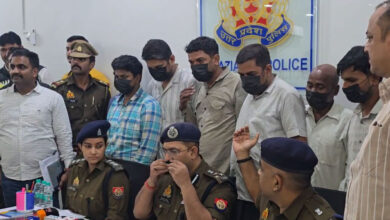 गाजियाबाद पुलिस ने करोड़ों रुपये की खांसी की दवाई की तस्करी का भंडाफोड़ किया