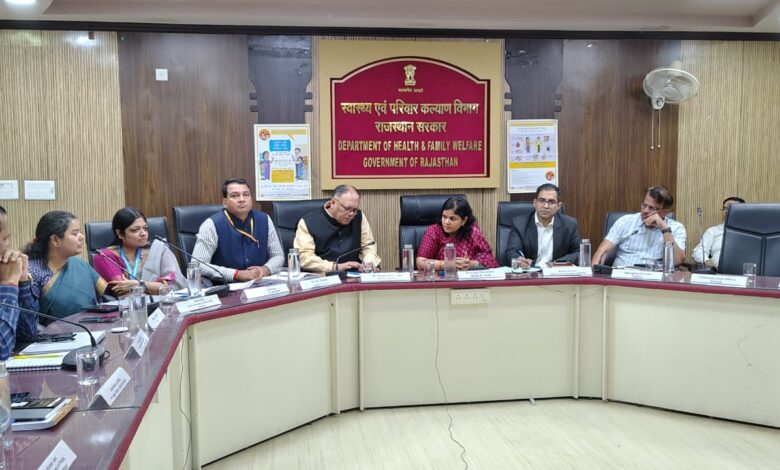 केन्द्रीय कामॅन रिव्यू मिशन टीम का राजस्थान दौरा— राजस्थान की स्वास्थ्य सेवाओं, योजनाओं एवं नवाचारों को सराहा केन्द्रीय कामॅन रिव्यू मिशन टीम का राजस्थान दौरा— राजस्थान की स्वास्थ्य सेवाओं, योजनाओं एवं नवाचारों को सराहा