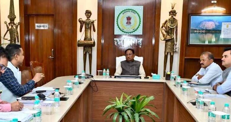 गुणवत्तापूर्ण कार्य करते हुए सिंचाई परियोजनाओं के कार्य में लाएँ गति: मुख्यमंत्री  विष्णु देव साय