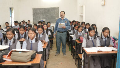 युक्तियुक्तकरण नीति से विद्यार्थियों तक पहुँच रही शिक्षकों की विशेषज्ञता का लाभ… युक्तियुक्तकरण नीति से विद्यार्थियों तक पहुँच रही शिक्षकों की विशेषज्ञता का लाभ…