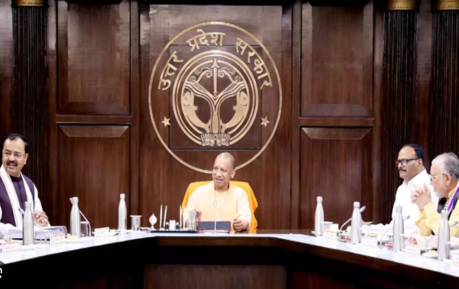 लखनऊः यूपी कैबिनेट की बैठक आज, 20 प्रस्तावों पर लग सकती है मुहर