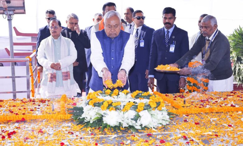 देशरत्न डॉ. राजेन्द्र प्रसाद की 141वीं जयंती पर राज्यपाल और मुख्यमंत्री ने दी श्रद्धांजलि