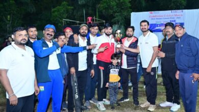 श्री रायपुर सीमेंट टाउनशीप में महिलाओं के दो टीमों के बीच और पुरुषों के दो टीम के भव्य क्रिकेट मैच का आयोजन 