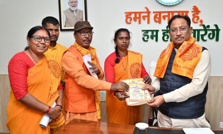 मुख्यमंत्री विष्णुदेव साय ने बाबा साहब डॉ. भीमराव अम्बेडकर की पुण्यतिथि पर किया नमन मुख्यमंत्री विष्णुदेव साय ने बाबा साहब डॉ. भीमराव अम्बेडकर की पुण्यतिथि पर किया नमन