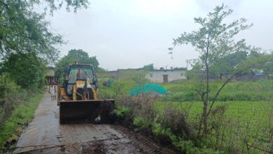 प्रधानमंत्री ग्राम सड़क योजना अंतर्गत अतिक्रमण हटाने की कार्यवाही की गई प्रधानमंत्री ग्राम सड़क योजना अंतर्गत अतिक्रमण हटाने की कार्यवाही की गई