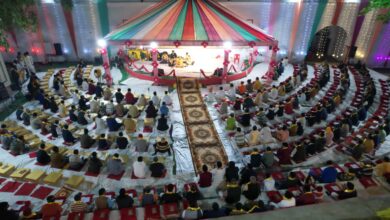 हनुमान मंदिर में 251 सुंदरकांड पाठ का हुआ आयोजन  महा आरती के साथ हुआ छप्पन भोग का आयोजन श्रद्धालुओं ने की प्रसादी ग्रहण