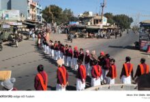 छात्र-छात्राओं की मानव श्रृंखला का निर्माण किया गया जिसमें 2000 से अधिक छात्र-छात्राओं ने भाग लिया।