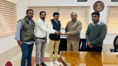 मंडल रेल प्रबंधक ने प्रभार लियारेलवे मजदूर कांग्रेस ने नए डीआरएम का किया स्वागत: