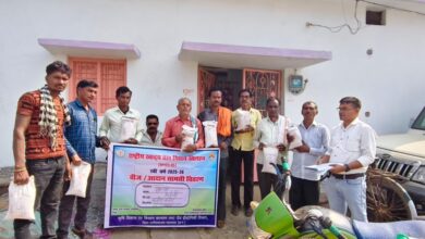 जिले में तिलहन मिशन के तहत उत्पादन बढ़ाने हेतु सरसों-सूरजमुखी-अलसी की खेती पर जोर