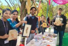 एनसीईआरटी संस्थान में चंदू साहू ने दी धान शिल्प कला की प्रशिक्षण कार्यशाला