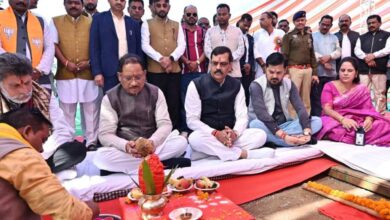 मुख्यमंत्री  विष्णु देव साय ने पूर्व प्रधानमंत्री स्वर्गीय  अटल बिहारी वाजपेयी की जयंती पर 115 शहरों में अटल परिसरों का लोकार्पण किया