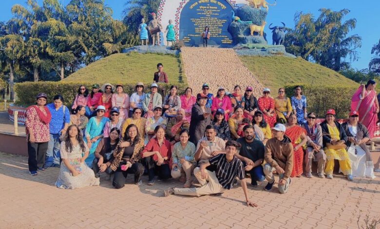 महिला कल्याण समाज, SECL – इंदिरा विहार द्वारा पिकनिक भ्रमण का आयोजन