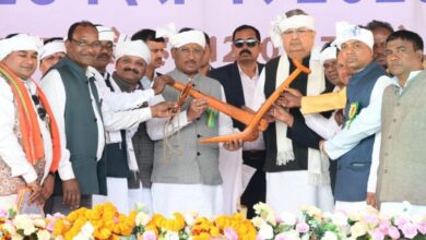 जनजातीय गौरव की स्वर्णिम विरासत: मुख्यमंत्री साय ने किया गैंदसिंह नायक की प्रतिमा का अनावरण