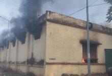 जिला अस्पताल के दवाईयां के स्टोर रूम में आग लगी      मौके पर पहुंचा दमकल और नगर पालिका का अमला  