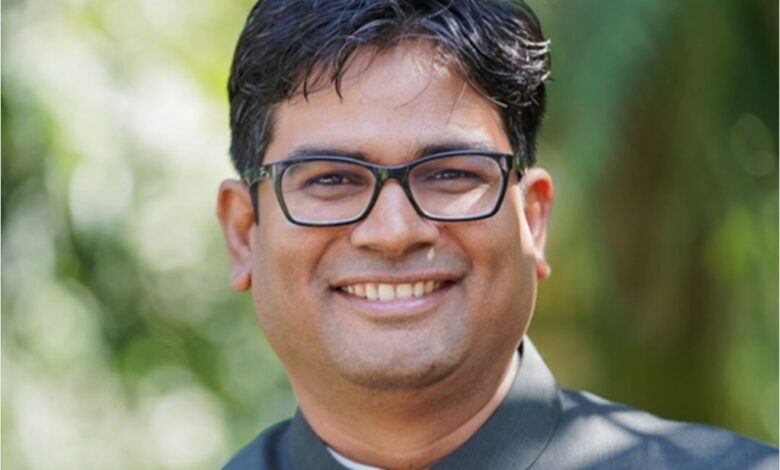 माननीय मंत्री ओ पी चौधरी की प्रेस वार्ता माननीय मंत्री ओ पी चौधरी की प्रेस वार्ता