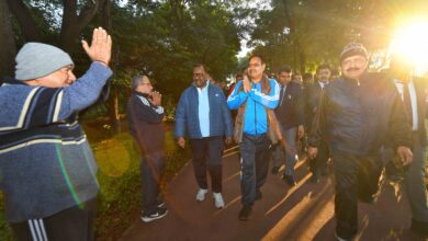 मॉर्निंग वॉक पर मुख्यमंत्री, जवाहर सर्किल पार्क में वॉक के साथ आमजन से की मुलाकात- मुख्यमंत्री भजनलाल शर्मा ने ‘फिट राजस्थान-फिट इंडिया’ का दिया संदेश