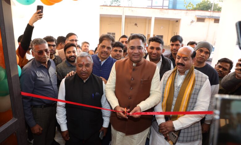 राज्य सरकार की द्वितीय वर्षगांठ— जल संसाधन मंत्री ने अजमेर में जिला विकास प्रदर्शनी का शुभारम्भ एवं जिला विकास पुस्तिका का किया विमोचन राज्य सरकार की द्वितीय वर्षगांठ— जल संसाधन मंत्री ने अजमेर में जिला विकास प्रदर्शनी का शुभारम्भ एवं जिला विकास पुस्तिका का किया विमोचन